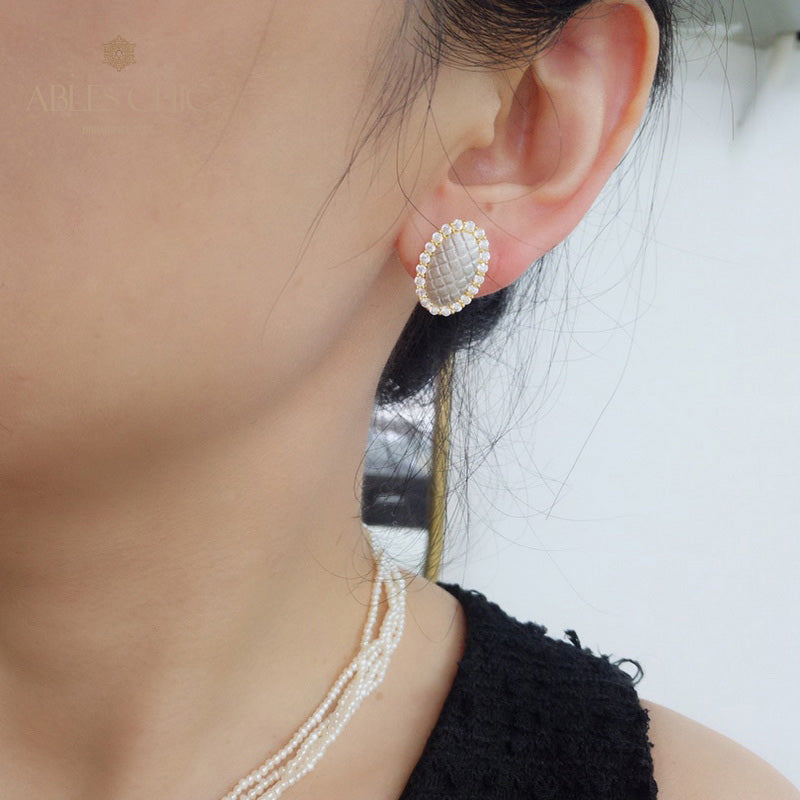 Seidige ovale Halo-Ohrringe 5832