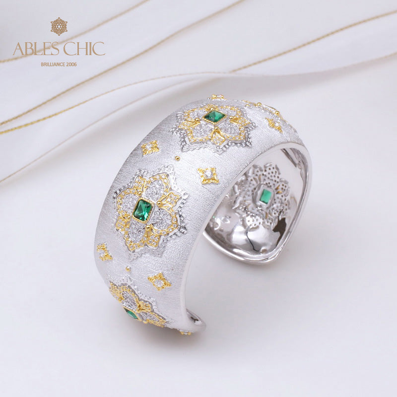 Dichtes Laubsägen-Smaragd-Blumenarmband 5232