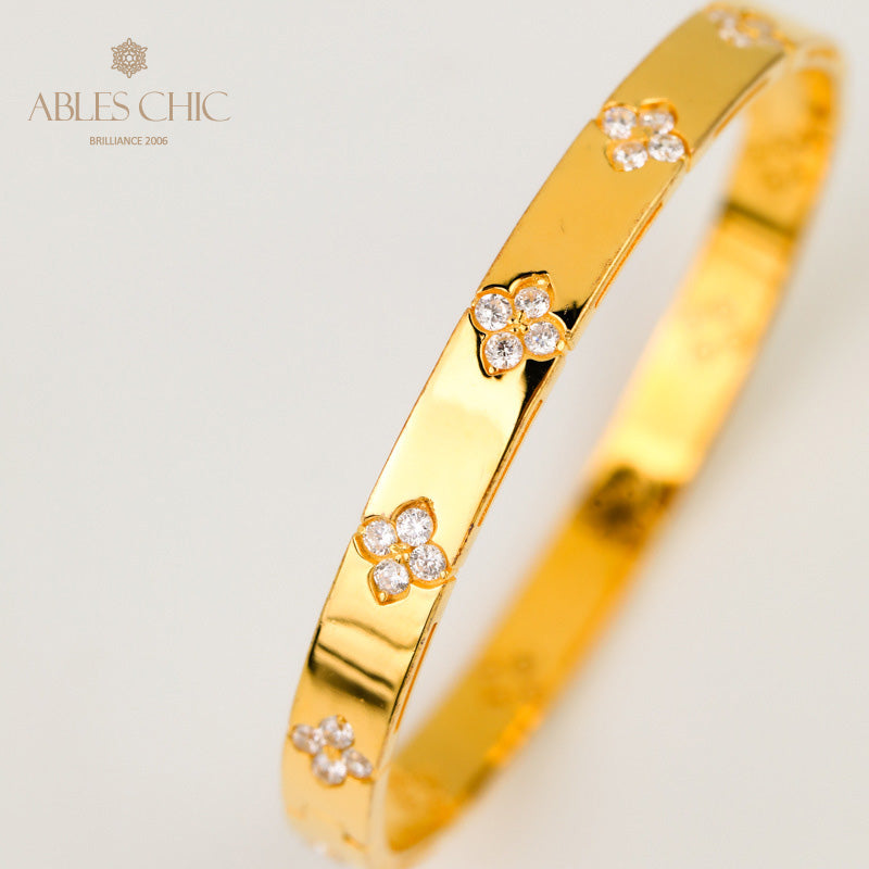 Hochglanzpoliertes Kleeblatt-Armband 203707