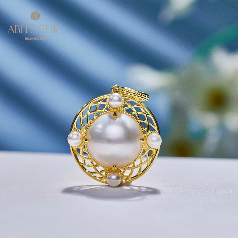 Mabe Pearl Mesh Disc Anhänger 5956