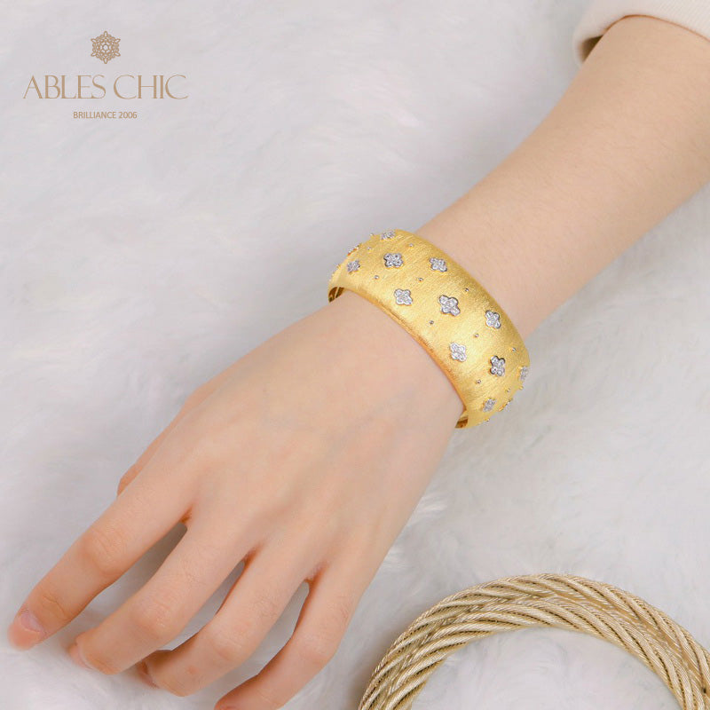 Armband mit Stoffstruktur „Pflaumenblüten“ 5651