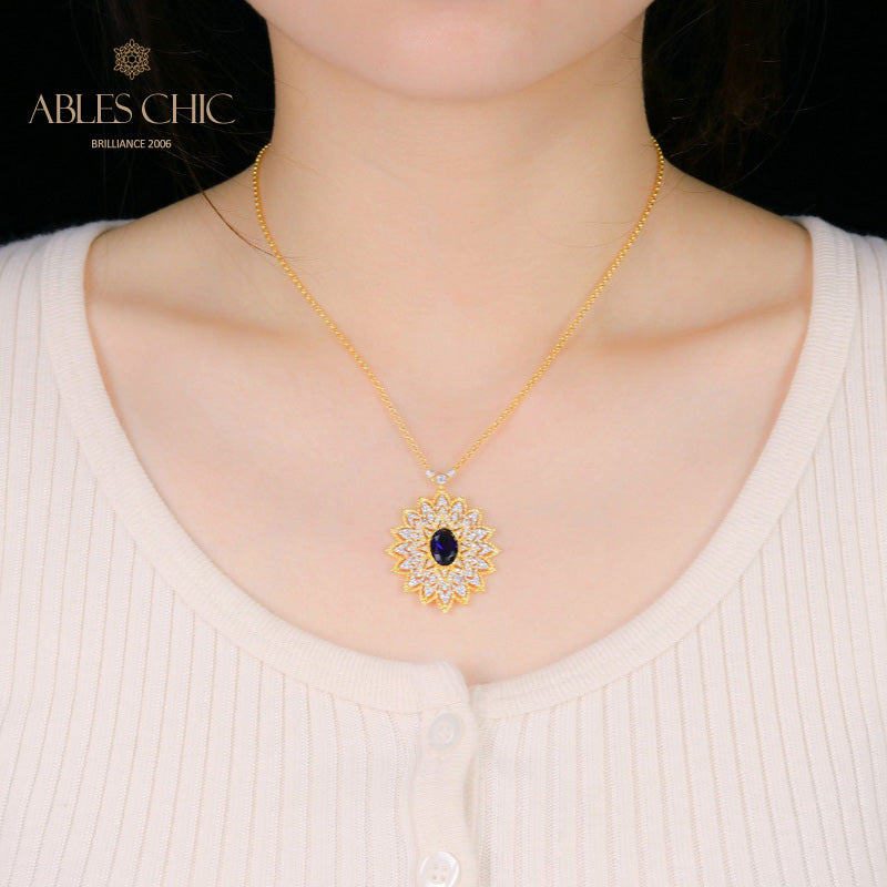 Filigrane Halskette mit Spitzen-Tropfen 5667