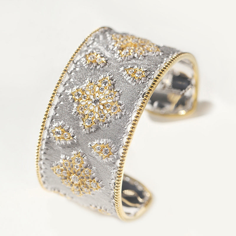 Seidiges Blumenarmband 5002