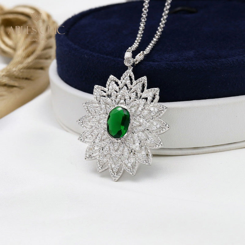 Filigrane Halskette mit Spitzen-Tropfen 5667