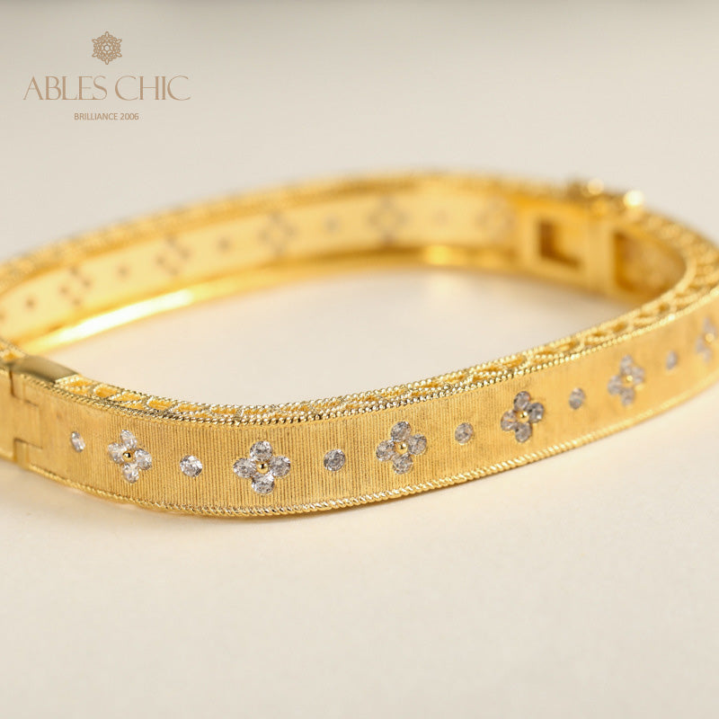 Keltisches Armband mit Zirkonkleeblättern 5775
