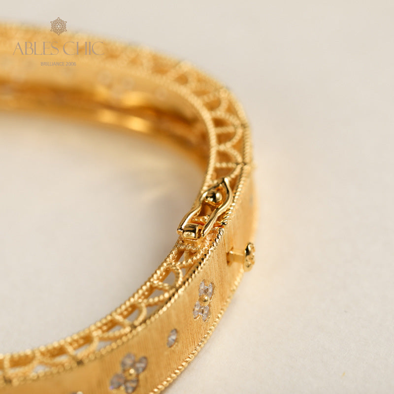 Keltisches Armband mit Zirkonkleeblättern 5775