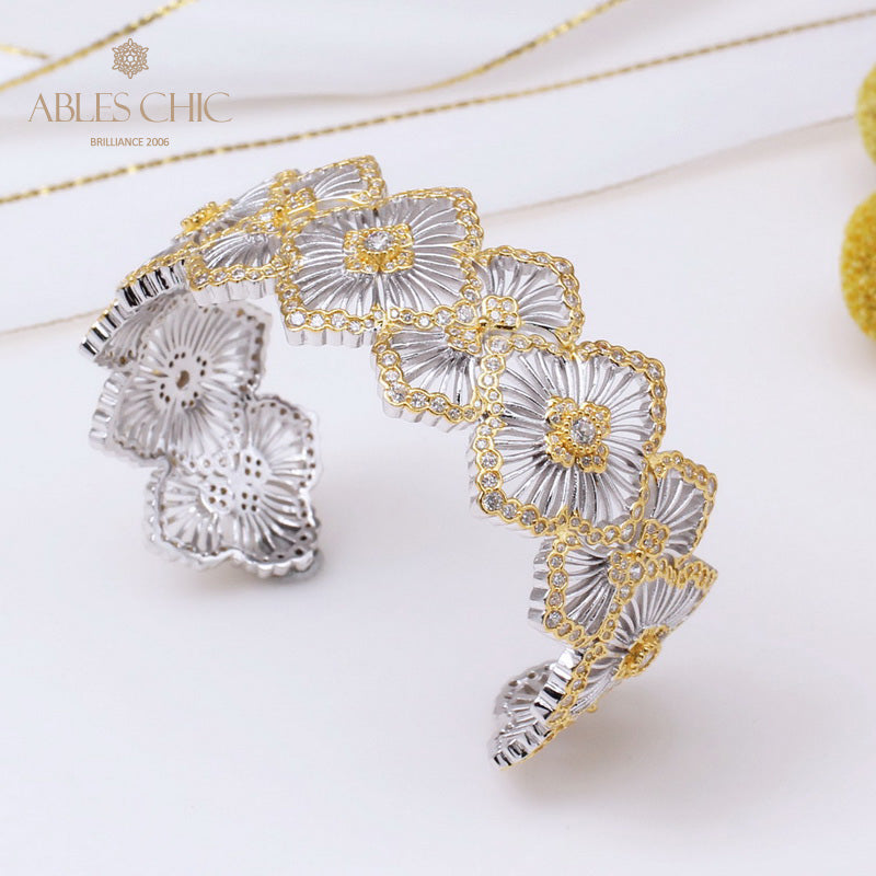 Airy Clovers Wabenarmband 6580
