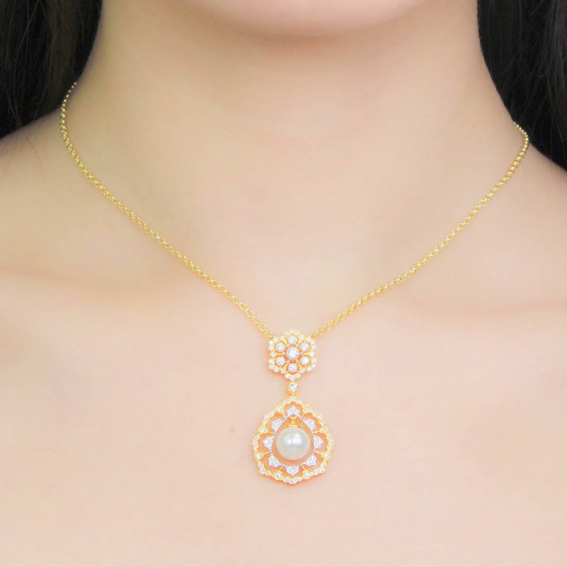 Filigrane Tropfenperlenkette 6275
