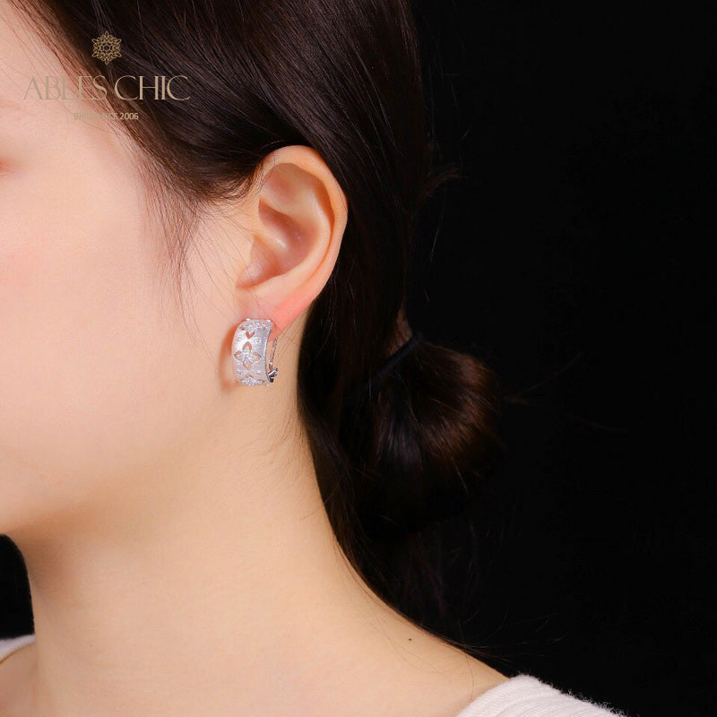 Keltische Ohrringe mit Zirkonia-Kleeblättern 5160