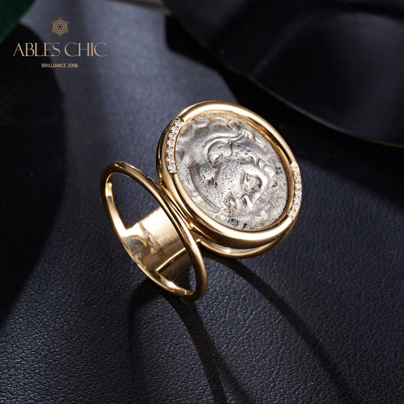 Herakles-Ring mit Flip-Medaillon