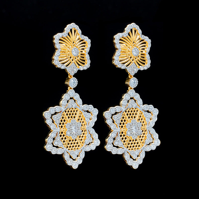 Ohrringe „Eloquence“ mit Blumenbesatz 5907