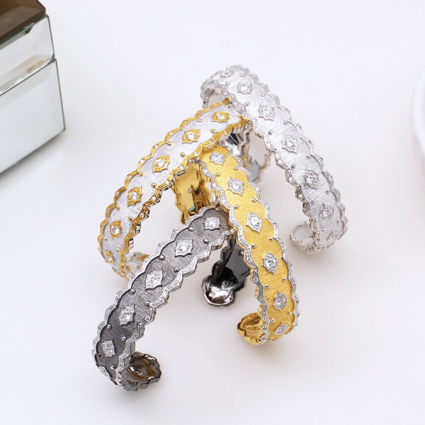 Seidiges Stoff-Laubsägen-Armband 6555