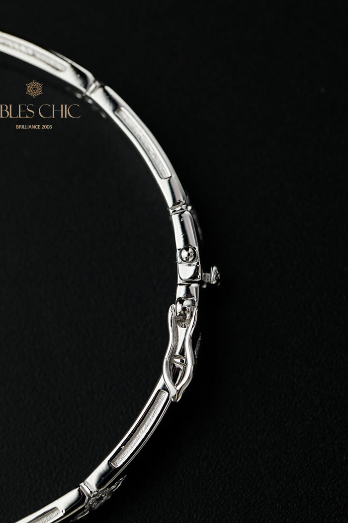 Hochglanzpoliertes Kleeblatt-Armband 203707