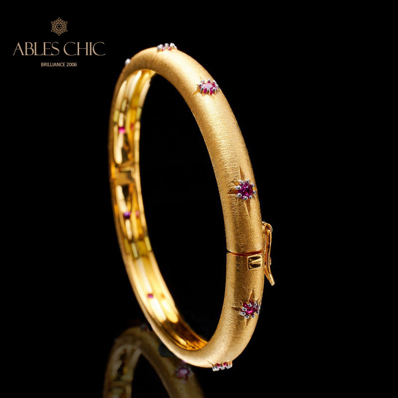 Rubinarmband mit Sternenmuster und Laubsägearbeit 5711