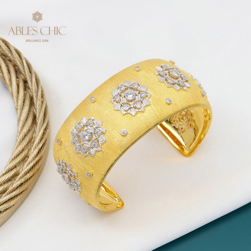 Stoffmuster Blumenarmband 5636