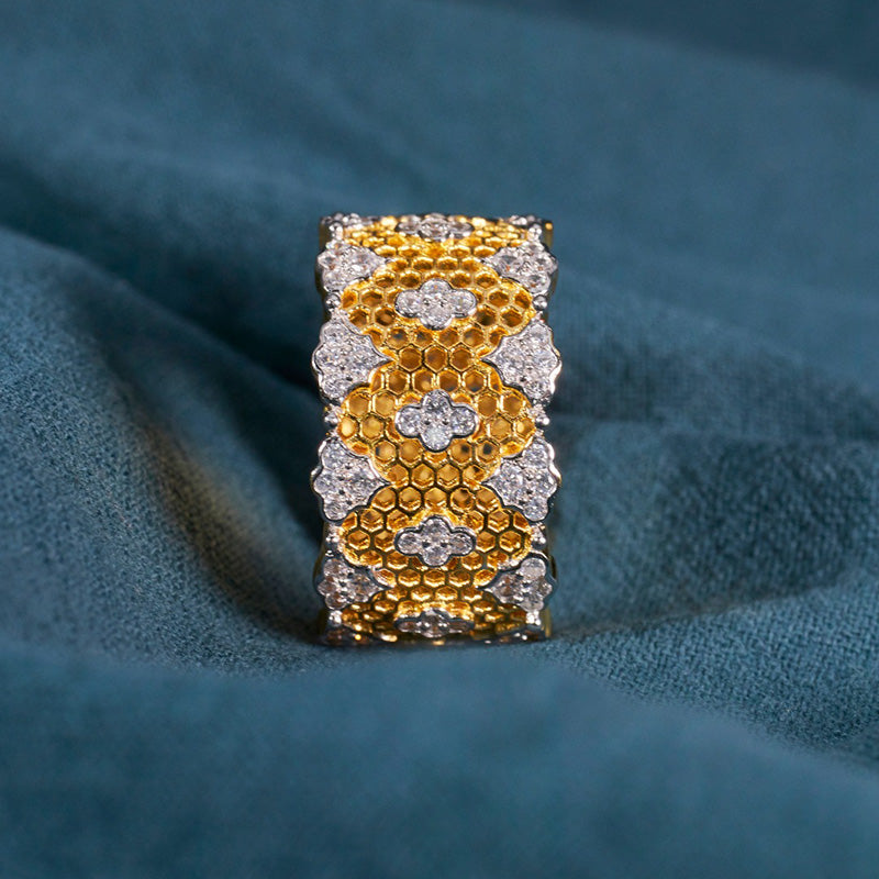 Offener Ring mit Spitzenwabenmuster und Blumenmuster 5996