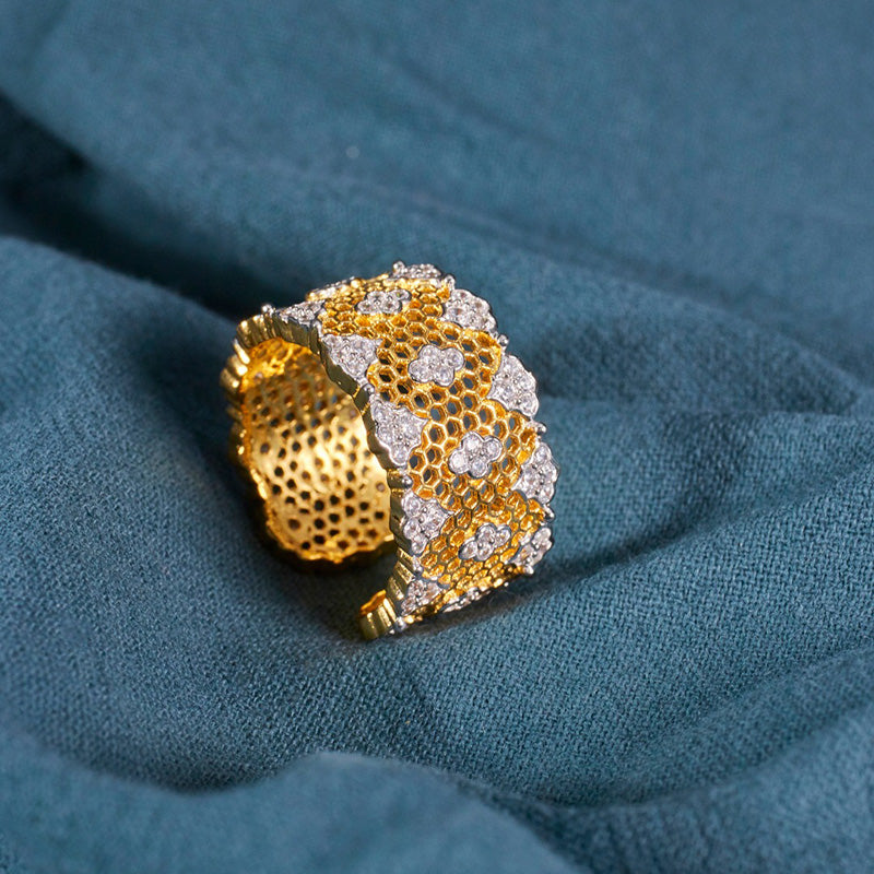 Offener Ring mit Spitzenwabenmuster und Blumenmuster 5996