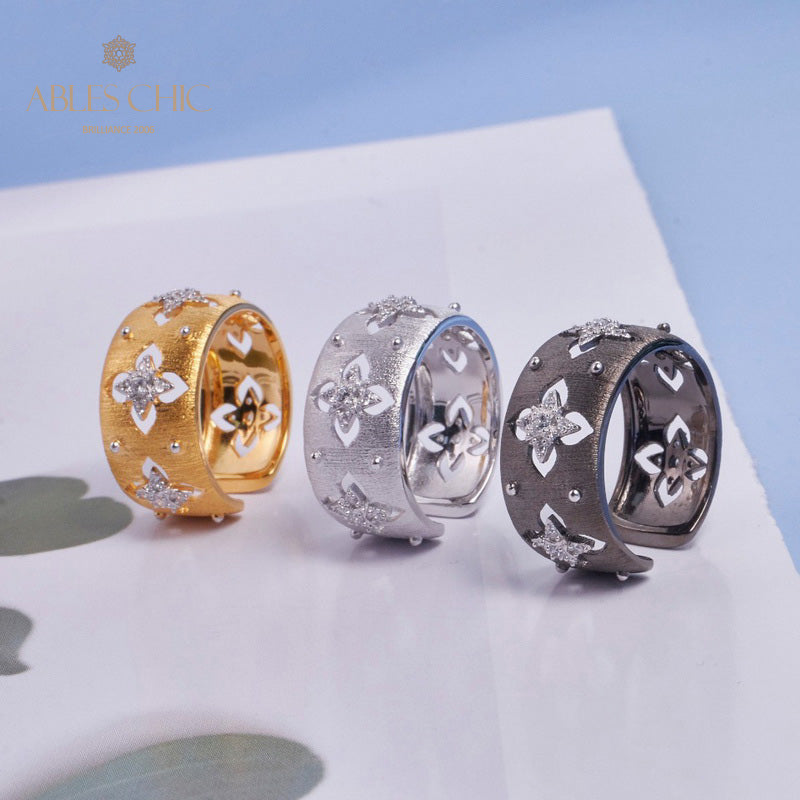 Seidiger CZ-Kleeblatt-Blumenring 5719