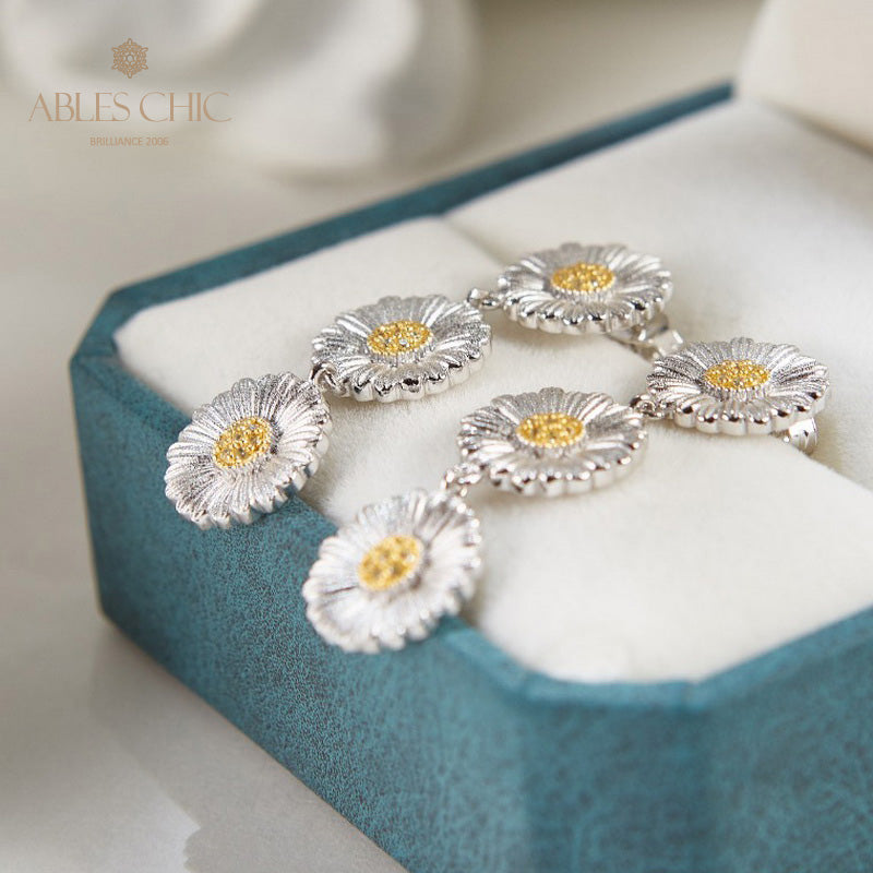Daisy Chandelier Seidige Ohrringe 6134