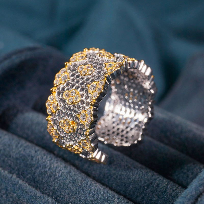 Offener Ring mit Spitzenwabenmuster und Blumenmuster 6029