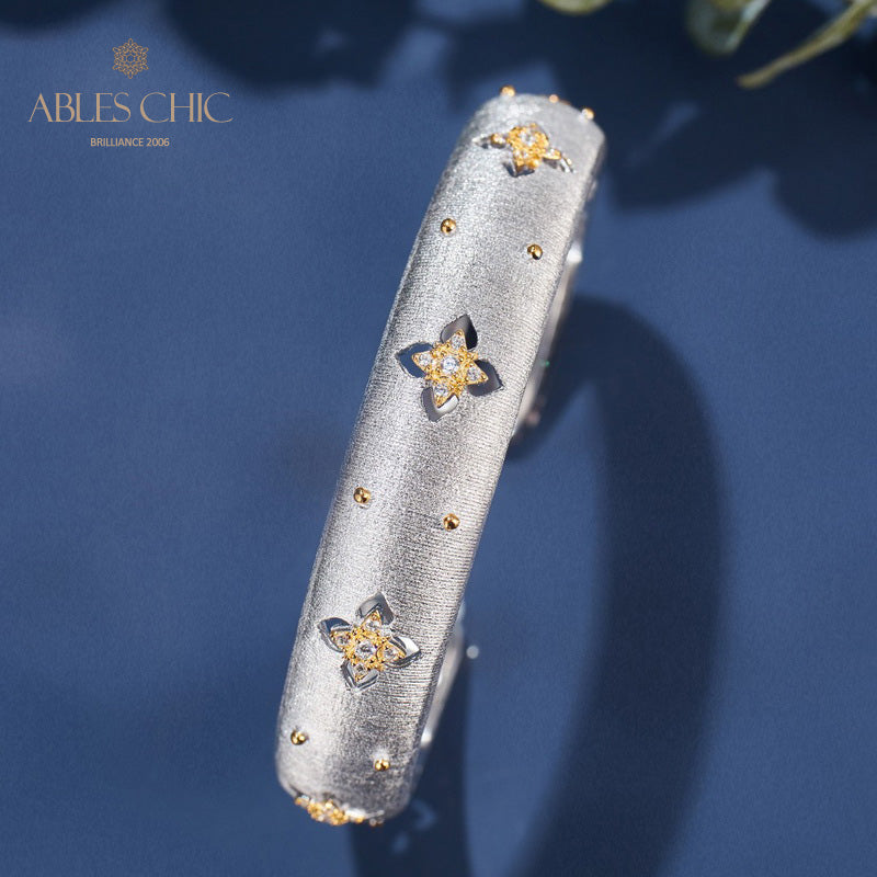 Seidiges Kleeblatt-Armband 6105