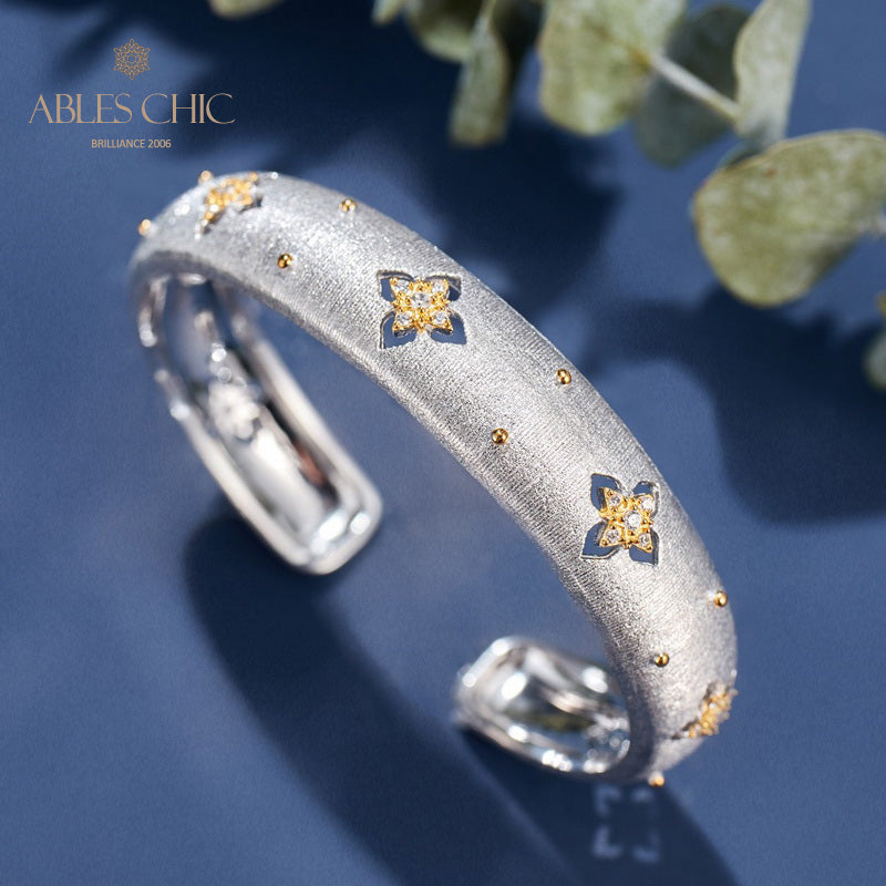 Seidiges Kleeblatt-Armband 6105