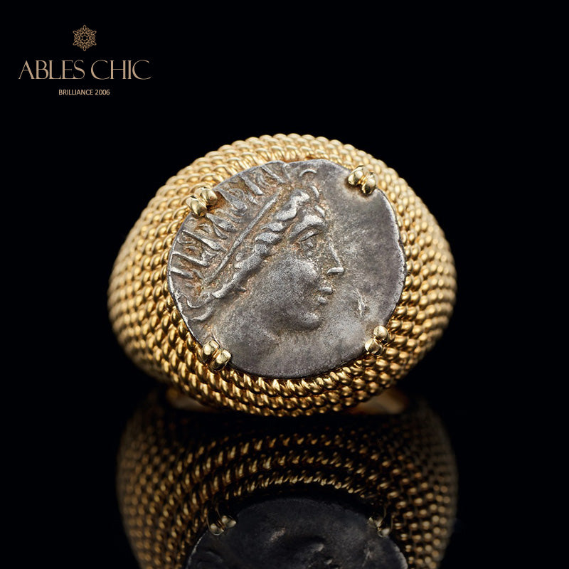 Byzantinischer Ring mit Helios-Münze