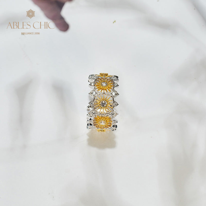 Luftiger offener Ring mit Blumengirlande 6047