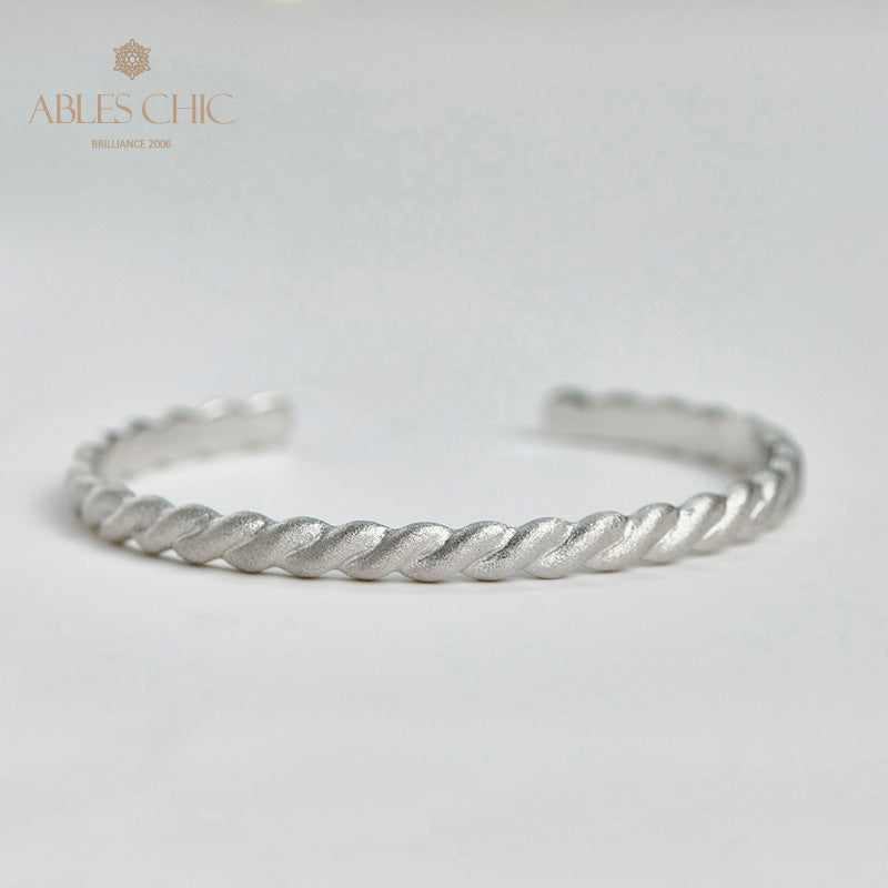 Mattes Armband mit Seilmuster 5921