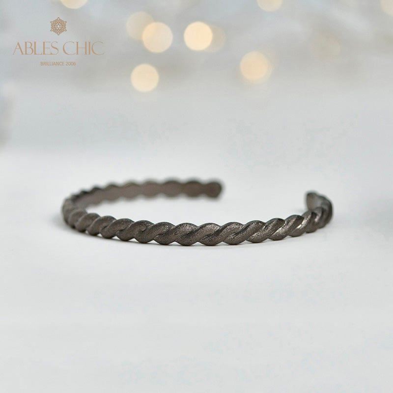Mattes Armband mit Seilmuster 5921