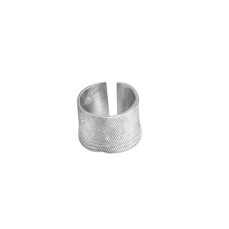 Breiter offener Ring mit Stoffstruktur R1264