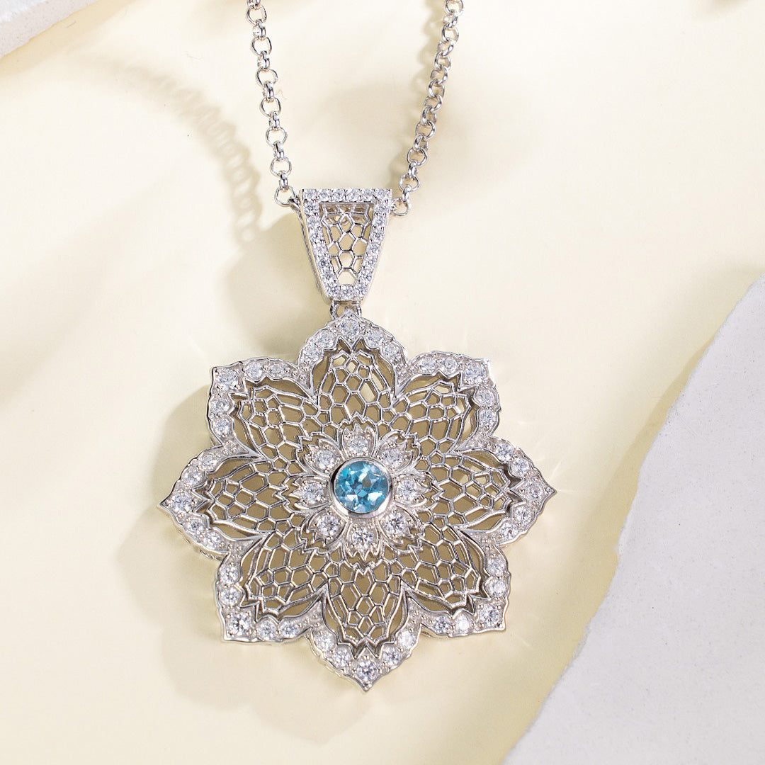 Luftige Blumenkette 6190