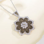 Luftige Blumenkette 6190