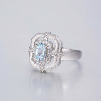 Traditioneller Ring mit natürlichem Topas 6214
