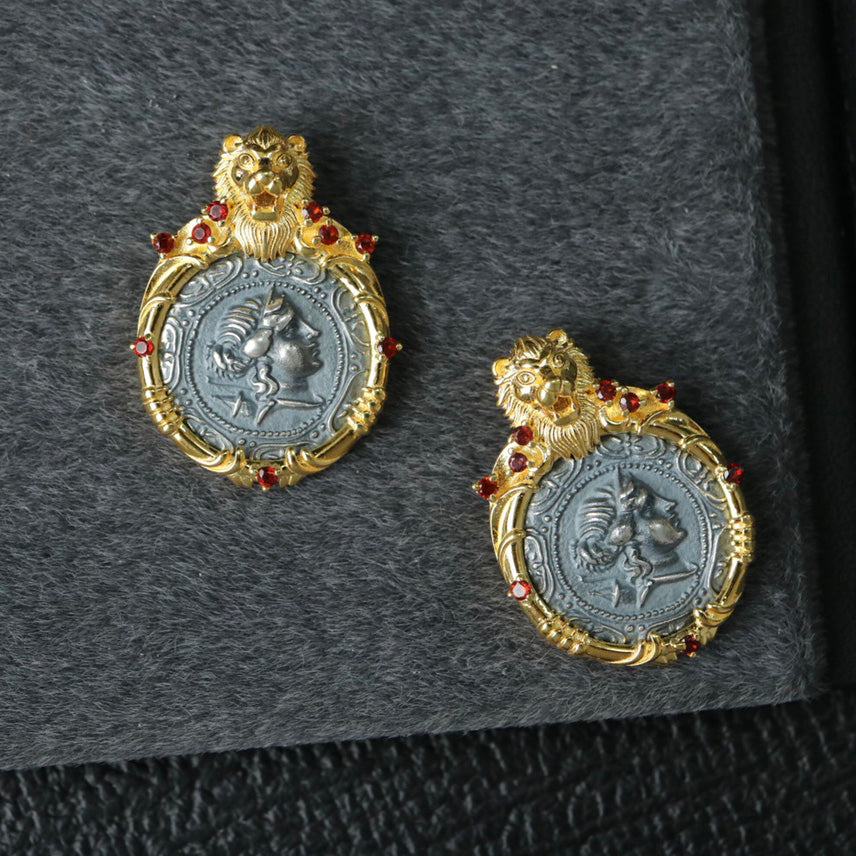 Römischer Münzanhänger mit Löwenrahmen 6339