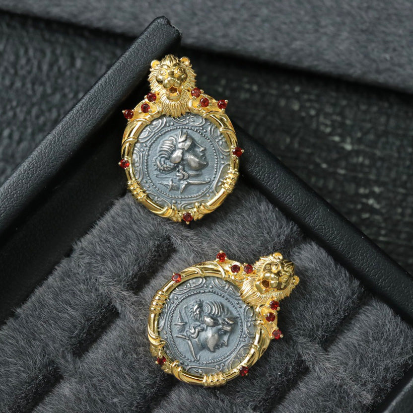 Römischer Münzanhänger mit Löwenrahmen 6339