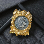 Römische Münze, klobiger Anstecknadel-Anhänger 6354