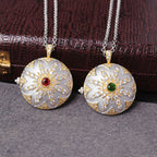 Medaillon-Anhänger mit seidiger Blume 6401