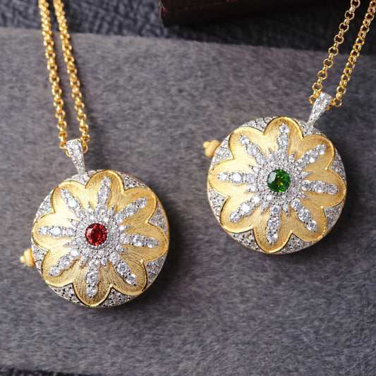 Medaillon-Anhänger mit seidiger Blume 6401