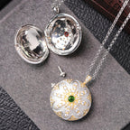 Medaillon-Anhänger mit seidiger Blume 6401