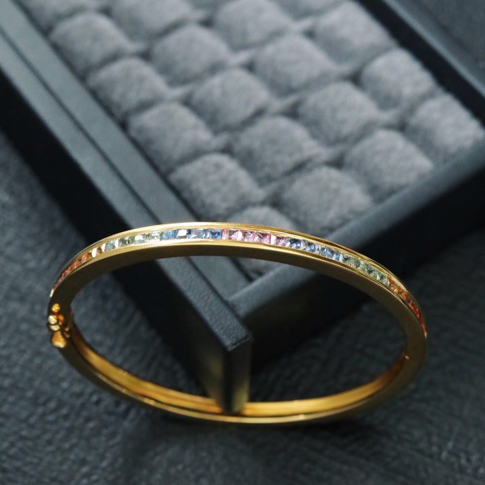 Natürlicher Saphir-Regenbogen-Armreif 6413