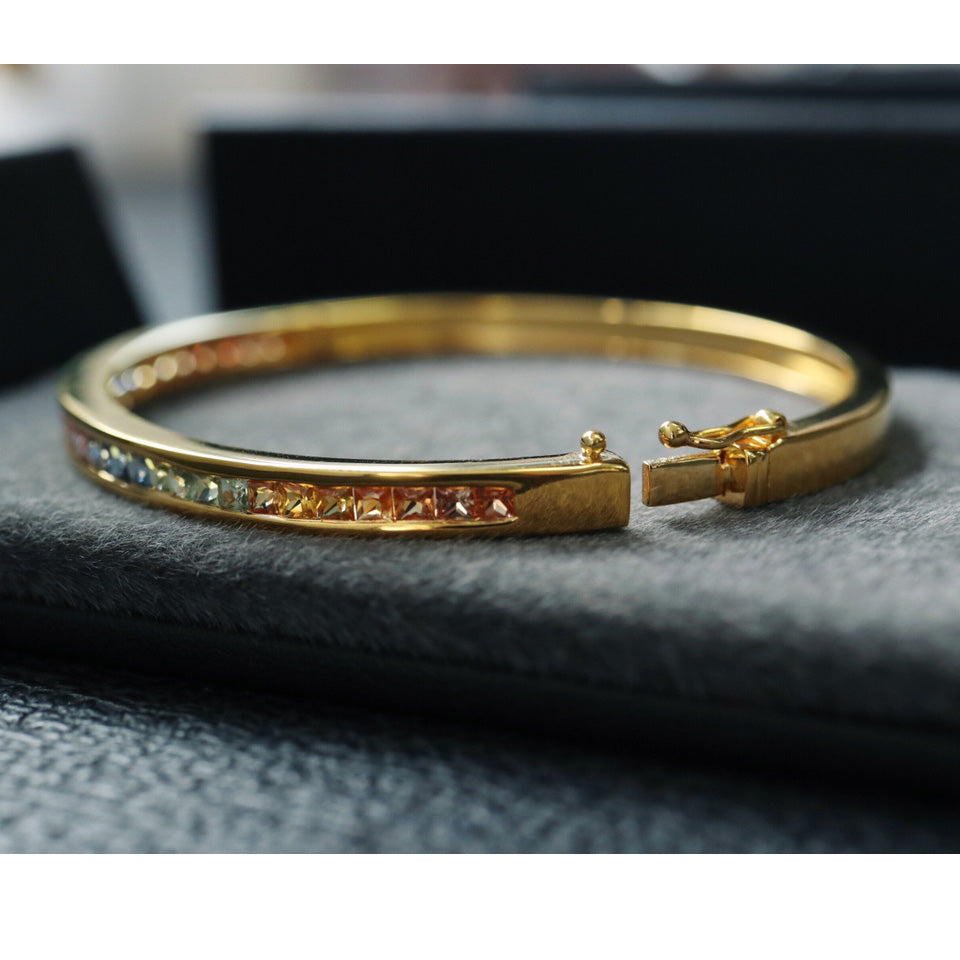 Natürlicher Saphir-Regenbogen-Armreif 6413