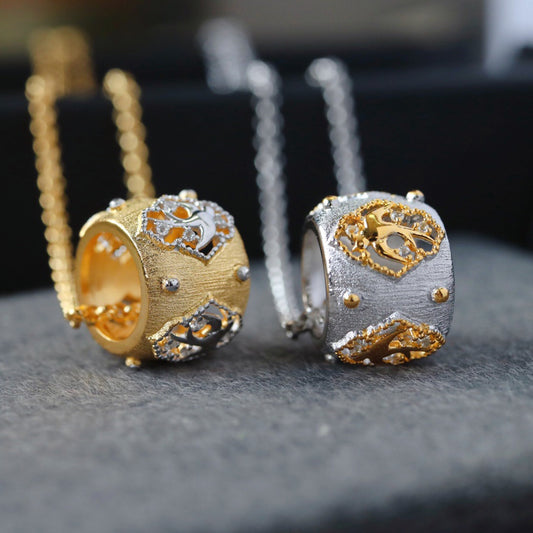 Laubsägen-Halskette mit breiten Ringen 6437