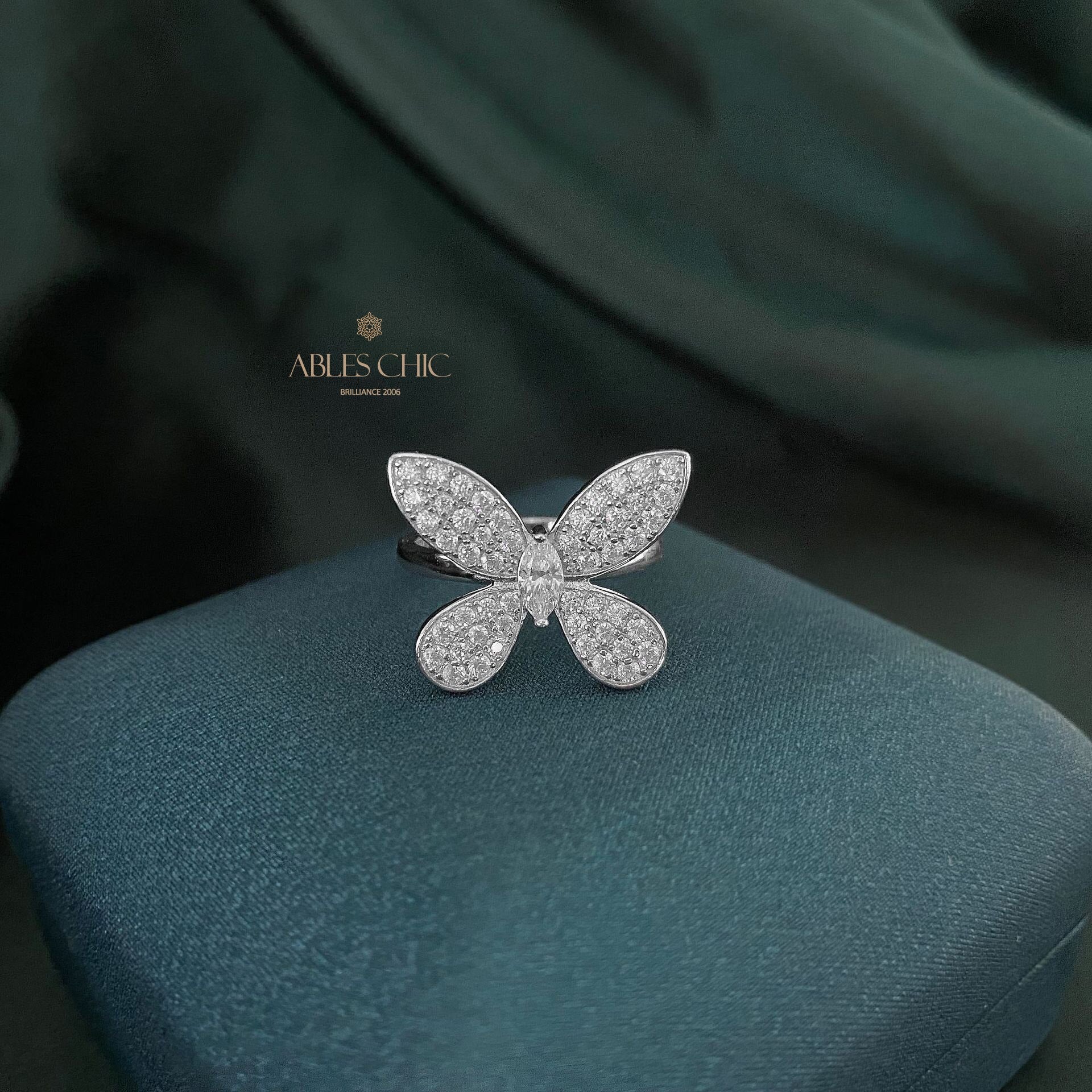 Cocktailring mit Schmetterlings-Pavé R1238