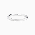 Infinite Flow Möbius Ring