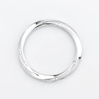 Infinite Flow Möbius Ring