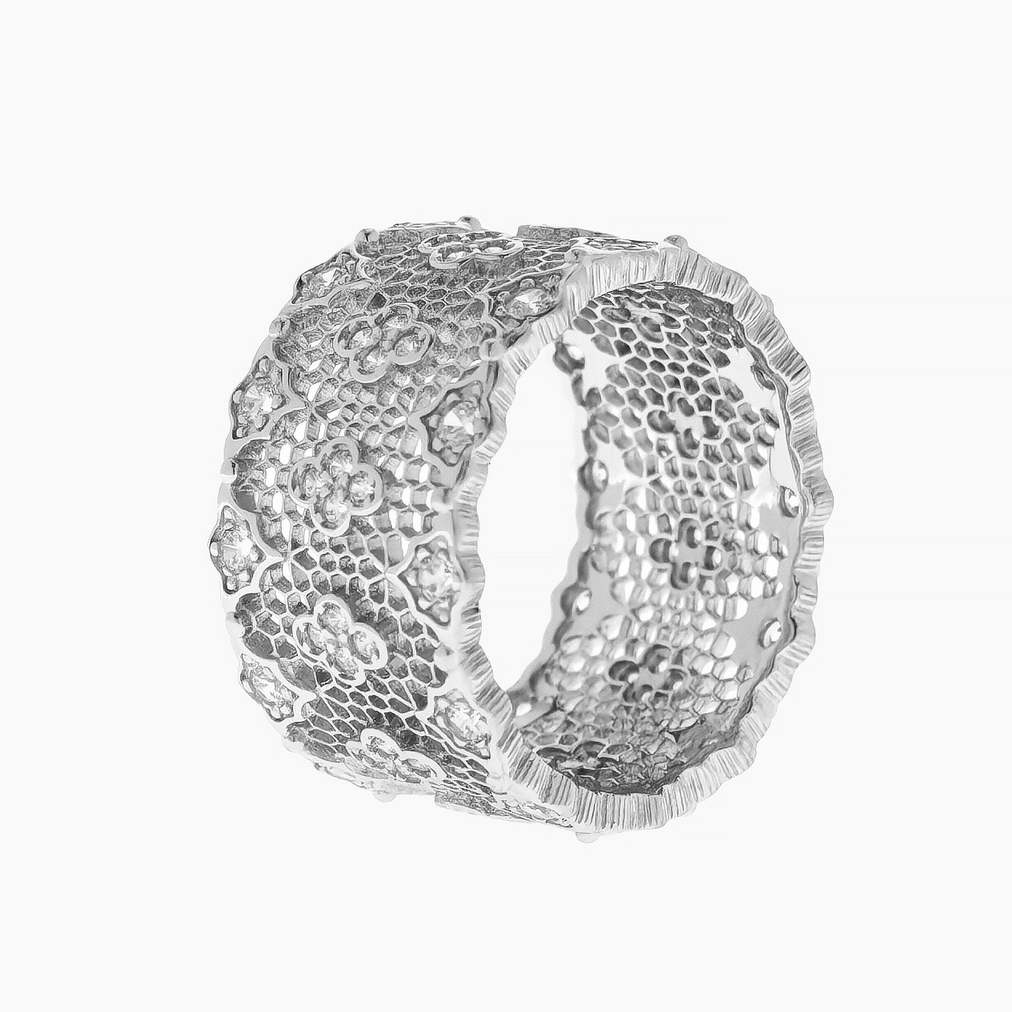 Floral Clusters Mesh Ring