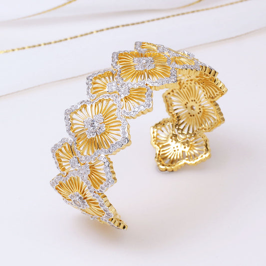 Ikonisches Blumenarmband 5250