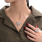 Pavé-Halskette mit Turmalin-Schmetterling und Fliege B0487