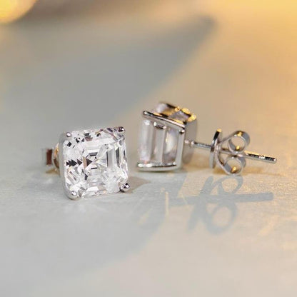 Solitär-Ohrringe mit 3 Karat Asscher-Steinen und 5a Zirkonia